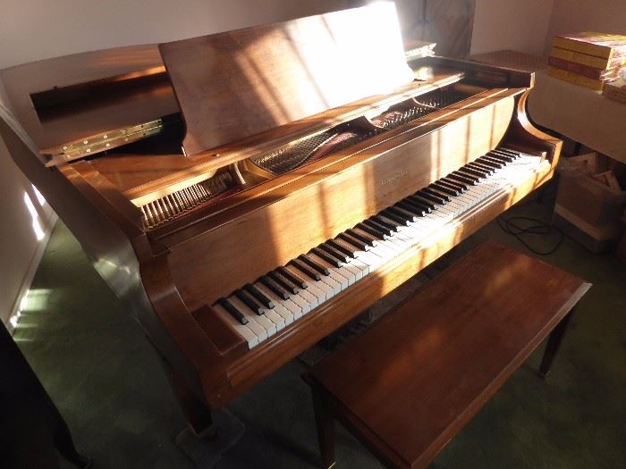 1988 Baldwin Grand piano Model L- we just had it valued at around $15,000 make an offer (needs around $500 to $1,000 maintenance) very good condition