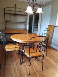 Kincaid Kitchen Table. Matching Table, 1 leaf, 6 chairs total.
