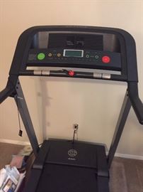 Gold Gym 450 Treadmill - Brand new