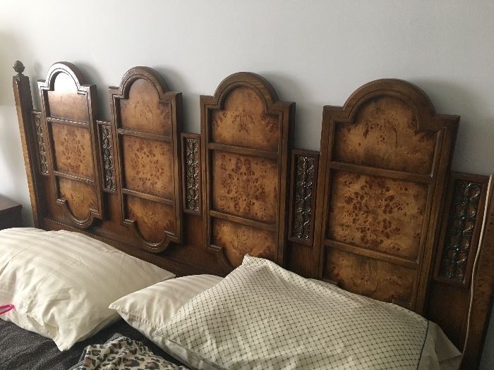 Ornate king bedroom set