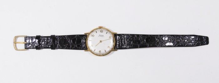 Lot 232: 18K Gold Doxa Men's Wristwatch