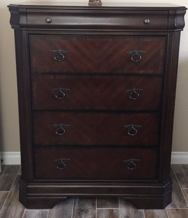 Spare Bedroom
Queen Sleigh Bed
Nighstands (2) w Convertible Top Drawer
Highboy (Jewelry Felt Lined and Cedar Lined Drawers) 
Dresser w Mirror (Jewelry Felt Lined and Cedar Lined Drawers) 
Urban Chenab One Bedding                                             (5 pc: Quilt, 2 Shams w Pillows) 
