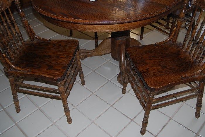 Oak Dining Table with 4 Chairs