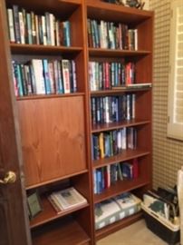 BOOK CASE READERS LIBRARY