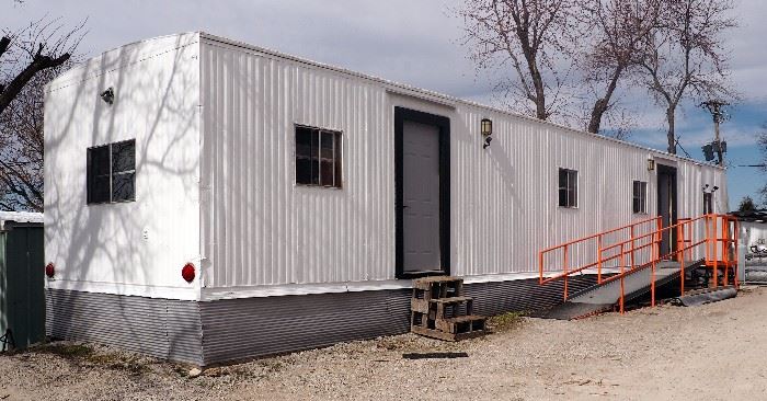 Hunting / Jobsite / Office Trailer, 60', Newly Remodeled / Full Kitchen, Central AC, Propane Furnace, More!