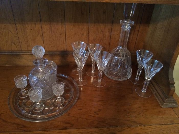 large decanter & 6 stemware glasses are no longer available per family 3/30/17