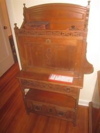 VICTORIAN SECRETARY