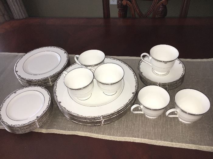 Six 5-piece place settings (30 pieces) Lenox "Coronet Platinum" china in like-new condition.