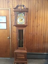 Emperor Clock Company, Westminster Chime, keeps good time