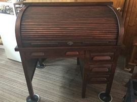 Original finish C-rooftop desk