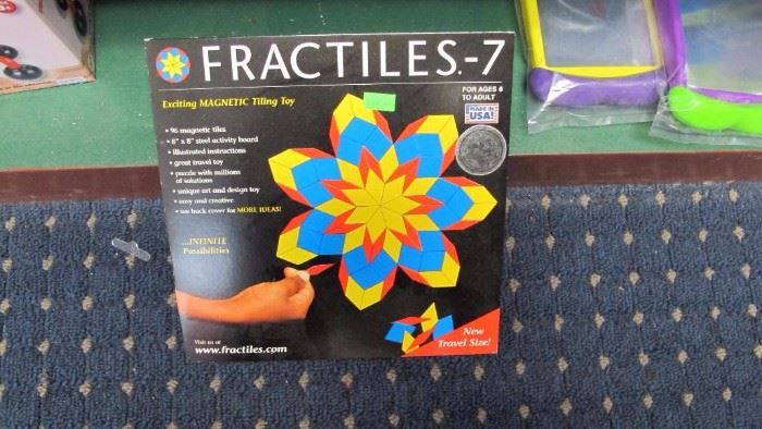 Fractiles puzzles