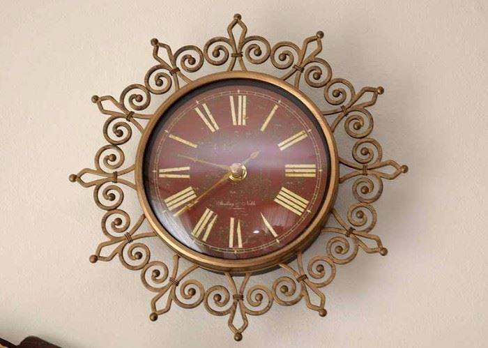BUY IT NOW!  LOT #236, Vintage Fleur-de-Lis Wall Clock, Untested, $15