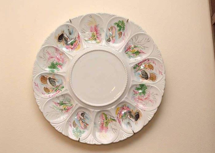 Pretty Vintage Oyster Serving Plate 
