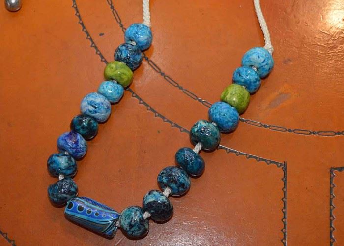 Women's Costume Jewelry (Necklaces)