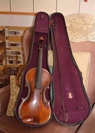 Violin (Needs Repair)