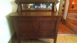 Arts & Crafts Buffet