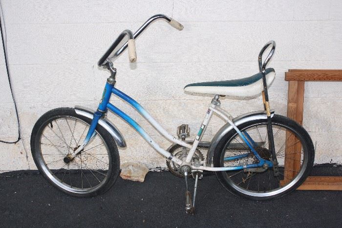 60's Schwinn Banana seat girls bike