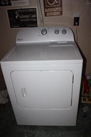 Whirlpool Gas Dryer. Close to New!