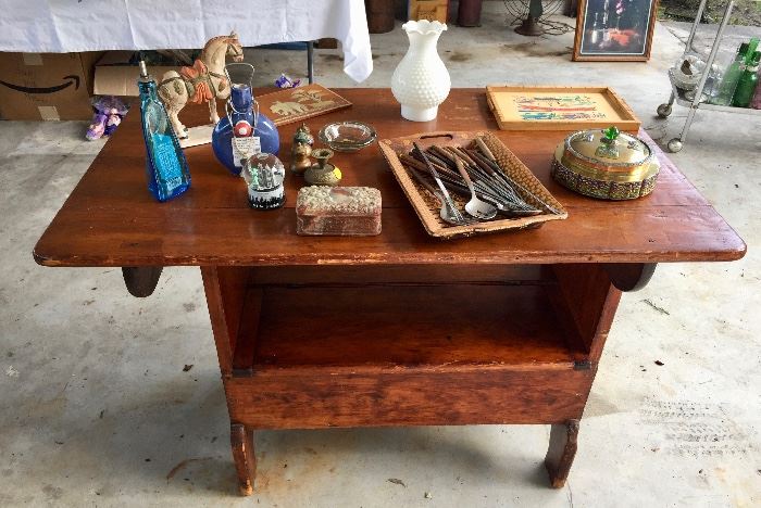 1800's Table with underneath storage. Great Table. 