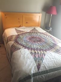 Queen size bed with headboard $200 *BUY IT NOW PAYPALL* 