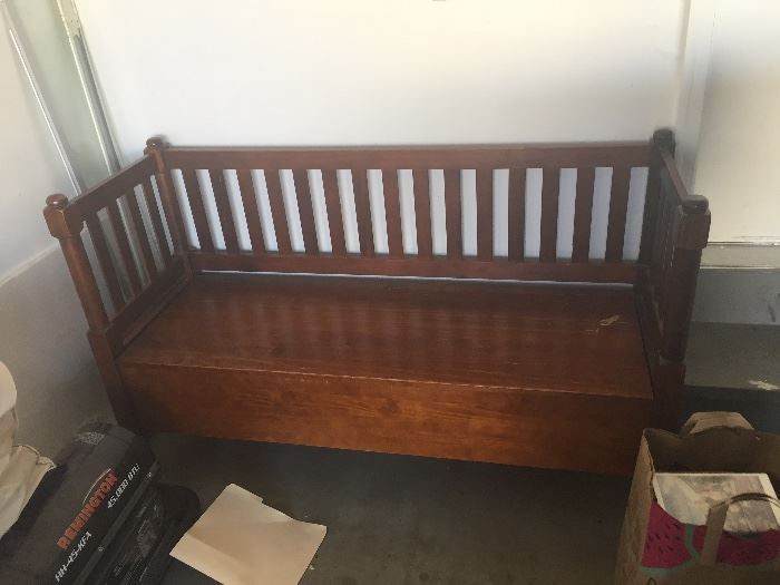 Wood bench with storage $50 **Buy it now PAYPAL**