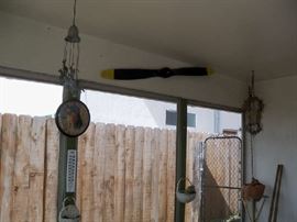 PROPELLER, THERMOMETER