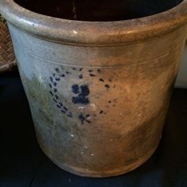 Early salt glaze stoneware crock (2 gallon?)