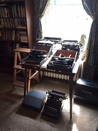 Small collection (6) of early 20th C. typewriters 