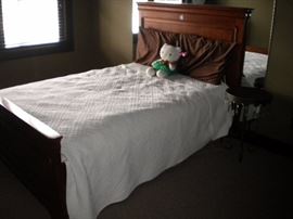 Head/Footboard and mattress