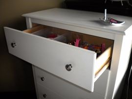 Dresser match on upper level