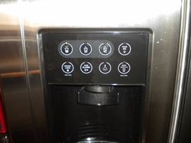 GE Monogram Stainless steel side by side professional grade refrigerator. Lustrous, premium-grade stainless steel hand-finished edges translate boldly and beautifully to any décor. Craftsmanship is a hallmark of the Monogram brand, and this is perfectly evidenced in the quality of Monogram refrigerators. Every design, every detail has been carefully considered to make a beautiful statement and make life easier.