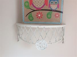 Darling girls decor and Pottery Barn Bedding!