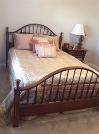 Queen Sized Bedroom Set includes Headboard, Footboard, Dresser & Mirror & Bedside Table