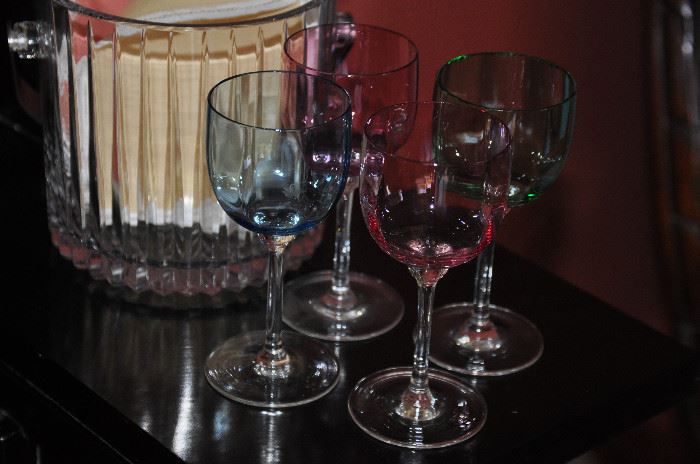 Set of 10 (available) colored vintage wine glasses