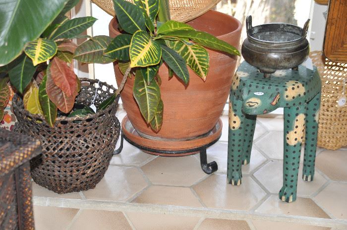 More plants, vessels and adorable painted stool/riser. 