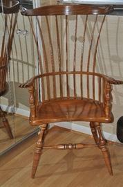 Lovely Maple Windsor Armchair in fantastic condition