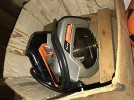 CIRCULAR SAW