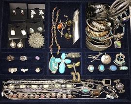 LARGE SELECTION OF STERLING SILVER JEWELRY, NAVAJO AND ZUNI NATIVE AMERICAN JEWELRY, AMBER JEWELRY, PRECIOUS AND SEMI-PRECIOUS NATURAL STONES.