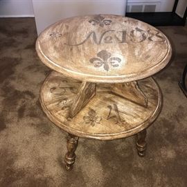 SHABBY CHIC AND VERY UNIQUE FLEUR DE LIS HAND-PAINTED TWO TIER TABLE