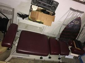 DOCTOR'S / PHYSICIAN'S OFFICE -CHIROPRACTIC EXAM TABLE