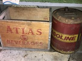 ATLAS BEVERAGE VINTAGE WOODEN CRATE AND VINTAGE METAL GASOLINE CAN