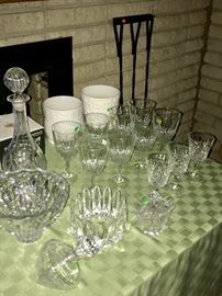 CRYSTAL STEMWARE, VASES AND DECANTER 