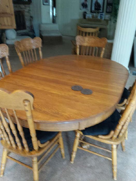 Oak table and 6 chairs $500.00