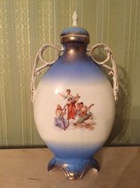 Double sided urn -- Made in Austria