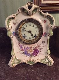 Royal Bonn Porcelain clock with key