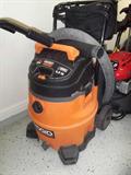 Shop vac, 16 gallon.