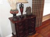 A gorgeous, gorgeous antique accent table. It is in beautiful condition.