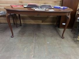 QUEEN ANNE DINING TABLE