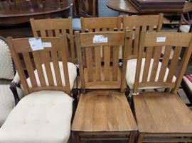 SET OF 6 OAK CHAIRS