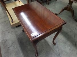 CHERRY LAMP TABLE